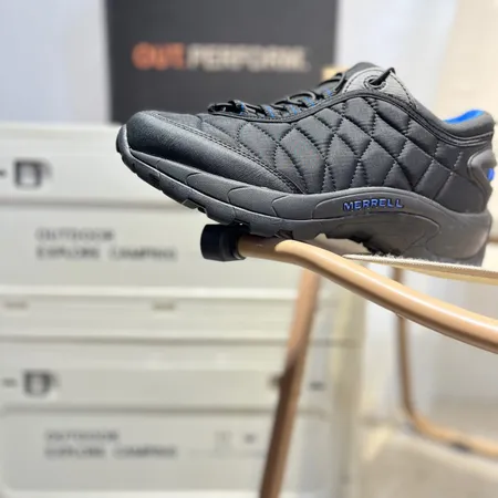 ノースフェイス スニーカー