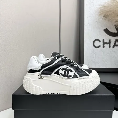 シャネル スニーカー