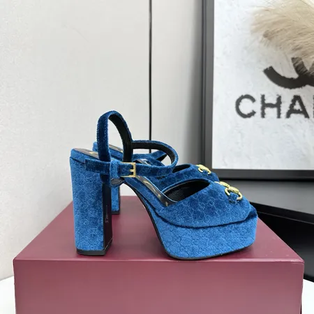 グッチ サンダル