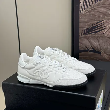 シャネル カジュアルシューズ