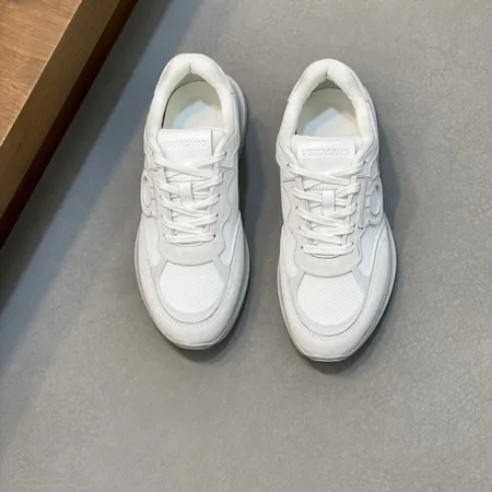 フェラガモ カジュアルシューズ