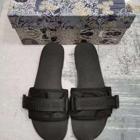 ディオール スリッパ