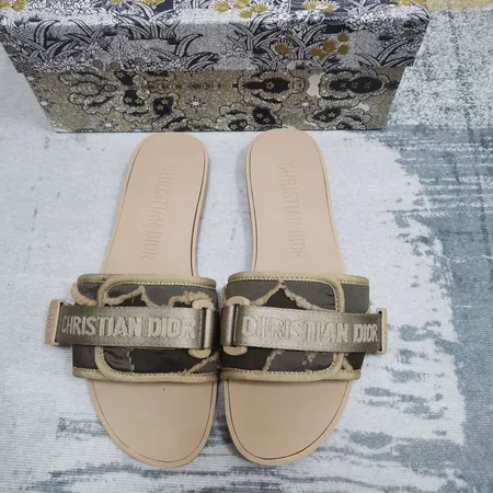 ディオール スリッパ