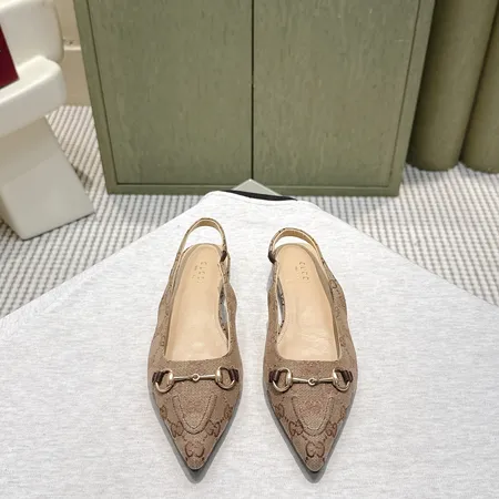 グッチ サンダル