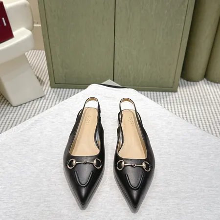 グッチ サンダル