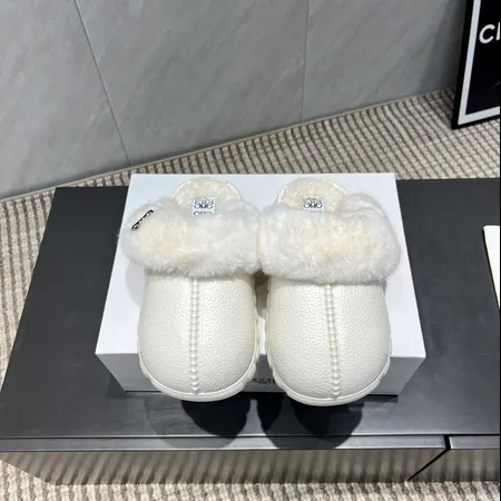 ロエベ スリッパ