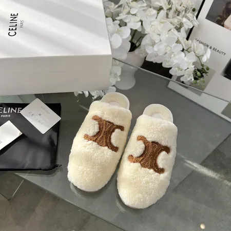 セリーヌ スリッパ