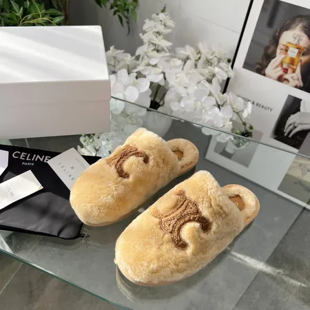 セリーヌ スリッパ