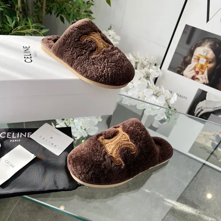 セリーヌ スリッパ