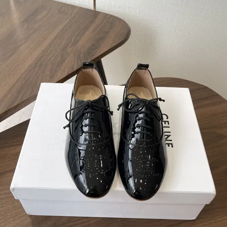 セリーヌ カジュアルシューズ