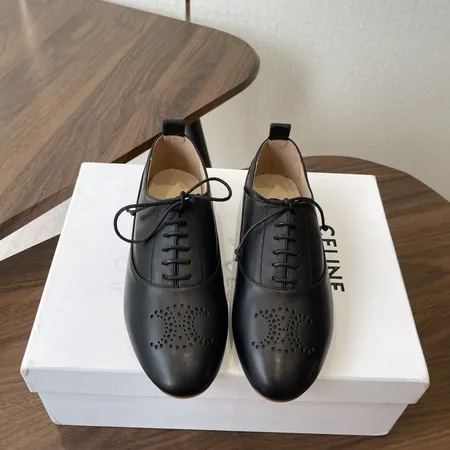 セリーヌ カジュアルシューズ