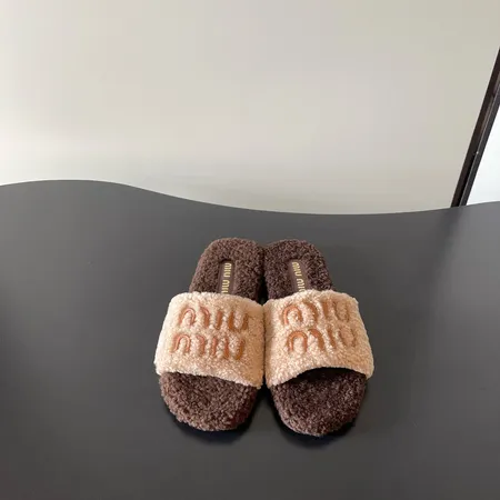 ミュウミュウ スリッパ