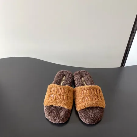 ミュウミュウ スリッパ