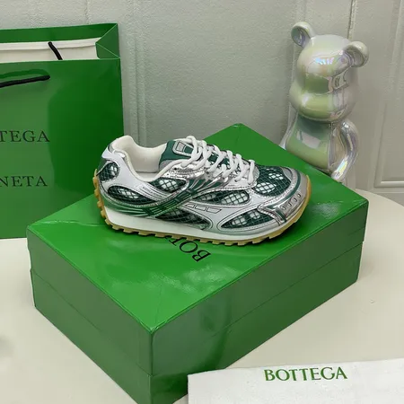 ボッテガ ヴェネタ スニーカー
