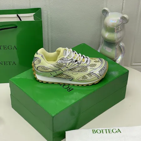 ボッテガ ヴェネタ スニーカー