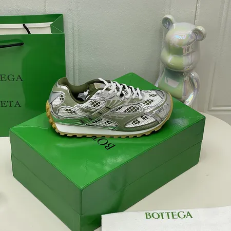 ボッテガ ヴェネタ スニーカー