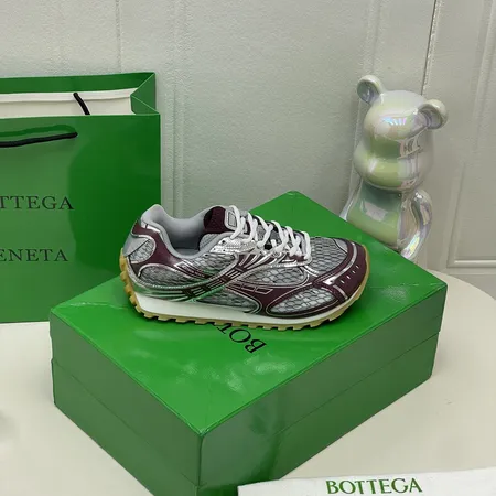 ボッテガ ヴェネタ スニーカー