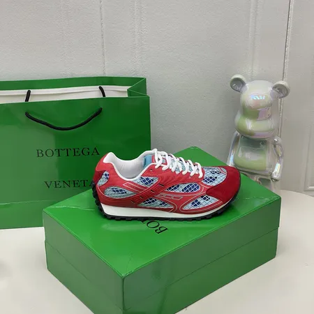 ボッテガ ヴェネタ スニーカー