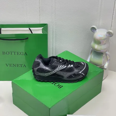 ボッテガ ヴェネタ スニーカー