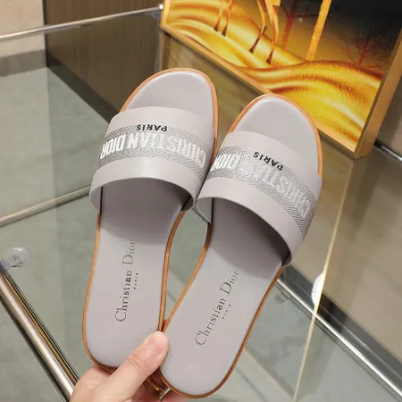 ディオール スリッパ