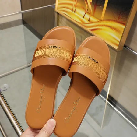 ディオール スリッパ