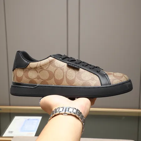 コーチ カジュアルシューズ