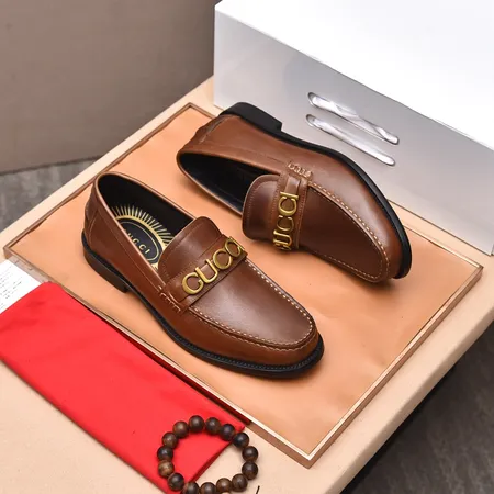 グッチ ビジネスシューズ