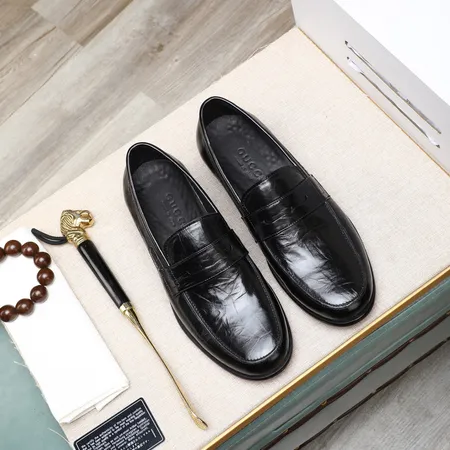 グッチ ビジネスシューズ