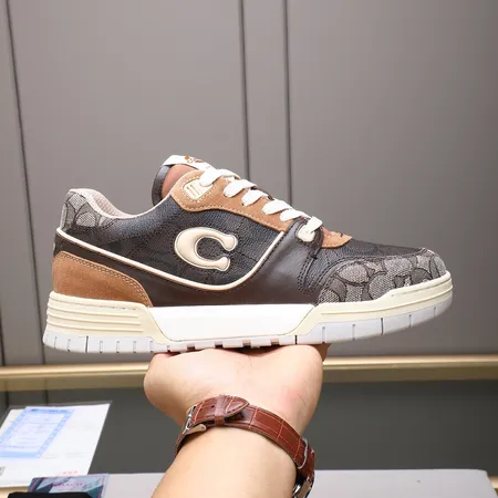 コーチ カジュアルシューズ