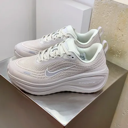 ナイキ スニーカー