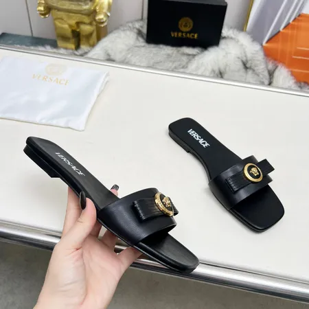 ヴェルサーチ スリッパ