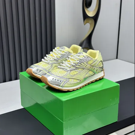 ボッテガ ヴェネタ スニーカー