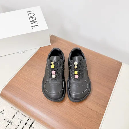 ロエベ カジュアルシューズ