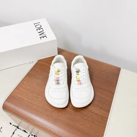 ロエベ カジュアルシューズ