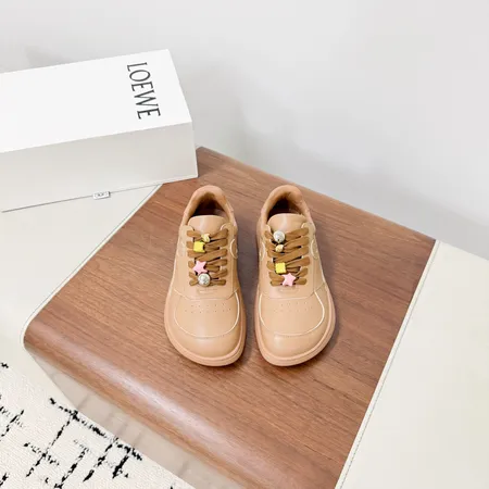 ロエベ カジュアルシューズ