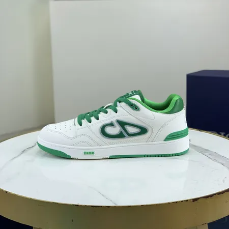 ディオール カジュアルシューズ