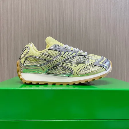 ボッテガ ヴェネタ スニーカー