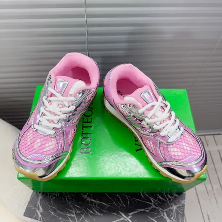 ボッテガ ヴェネタ スニーカー