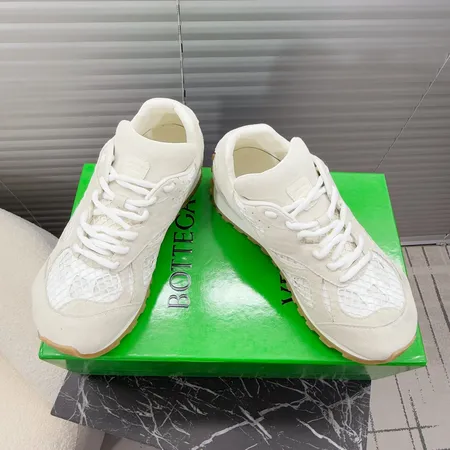 ボッテガ ヴェネタ スニーカー