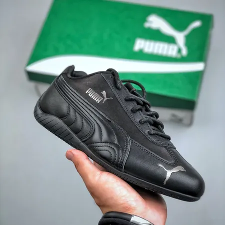 プーマ カジュアルシューズ