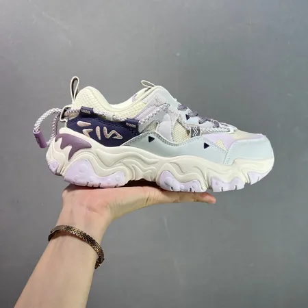 フィラ スニーカー