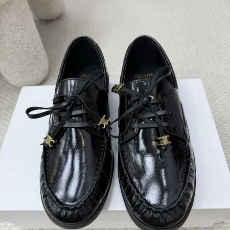 セリーヌ カジュアルシューズ