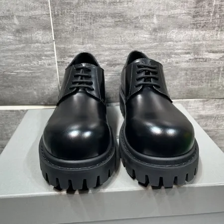 バレンシアガ ビジネスシューズ