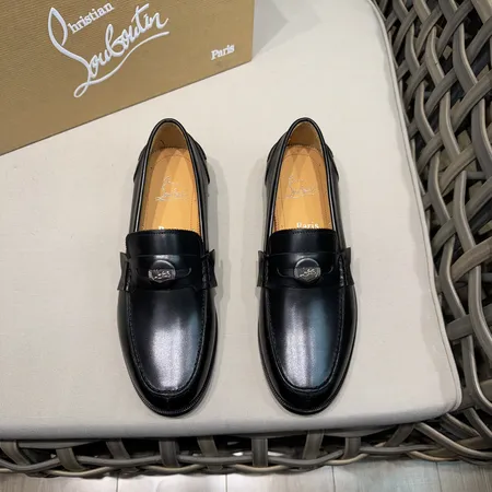 クリスチャン・ルブタン ビジネスシューズ