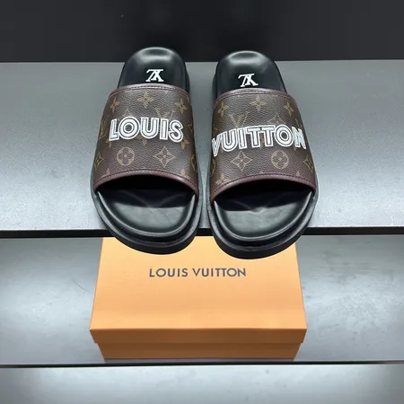 ルイヴィトン スリッパ