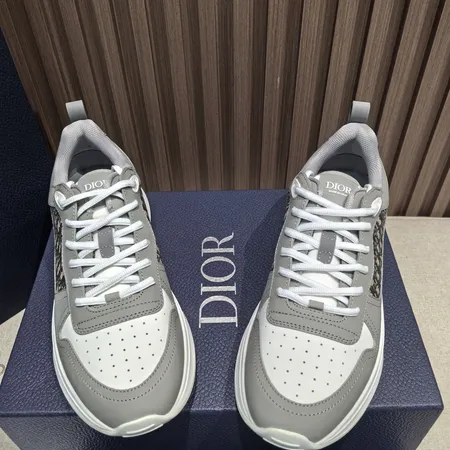 ディオール カジュアルシューズ