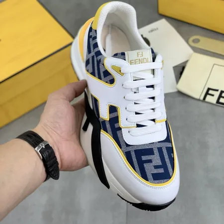 フェンディ スニーカー