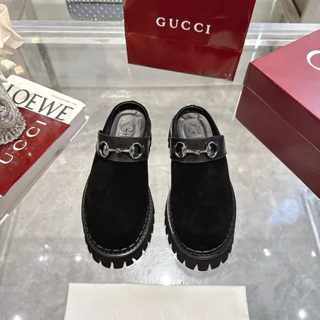グッチ スリッパ