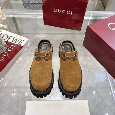 グッチ スリッパ