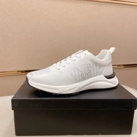 アルマーニ スニーカー